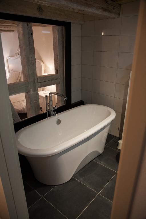 سانت هيبوليت Chambre Le Hupsa Pfannala الغرفة الصورة