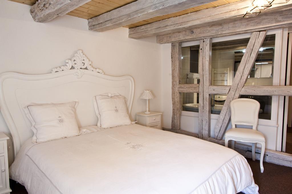سانت هيبوليت Chambre Le Hupsa Pfannala الغرفة الصورة