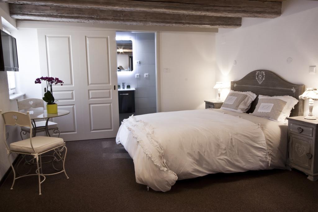 سانت هيبوليت Chambre Le Hupsa Pfannala الغرفة الصورة
